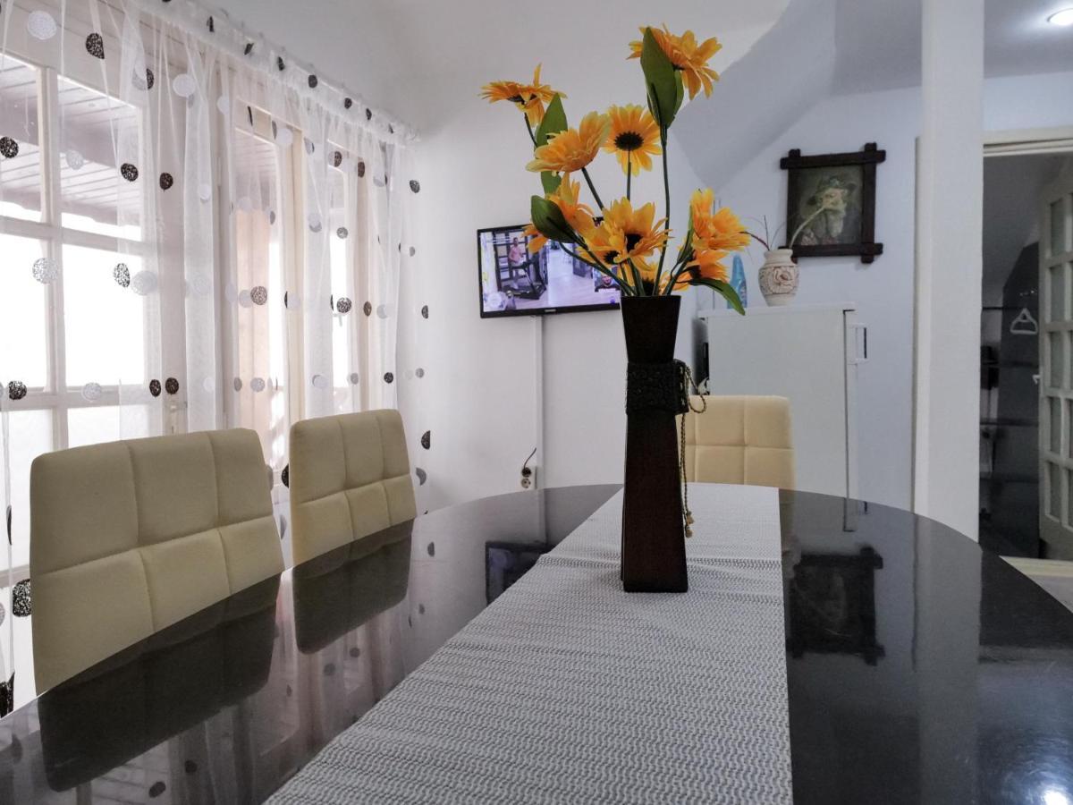 Casa Fery * Băile Herculane
